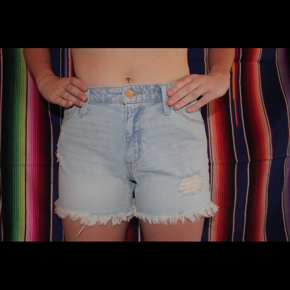 Universal Thread denim shorts - Picture 2 of 4
